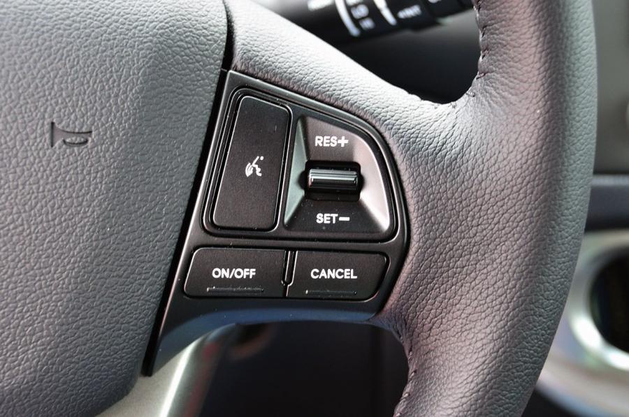  Kia Rio 5-Door 2012 года  (фото 16 из 39)